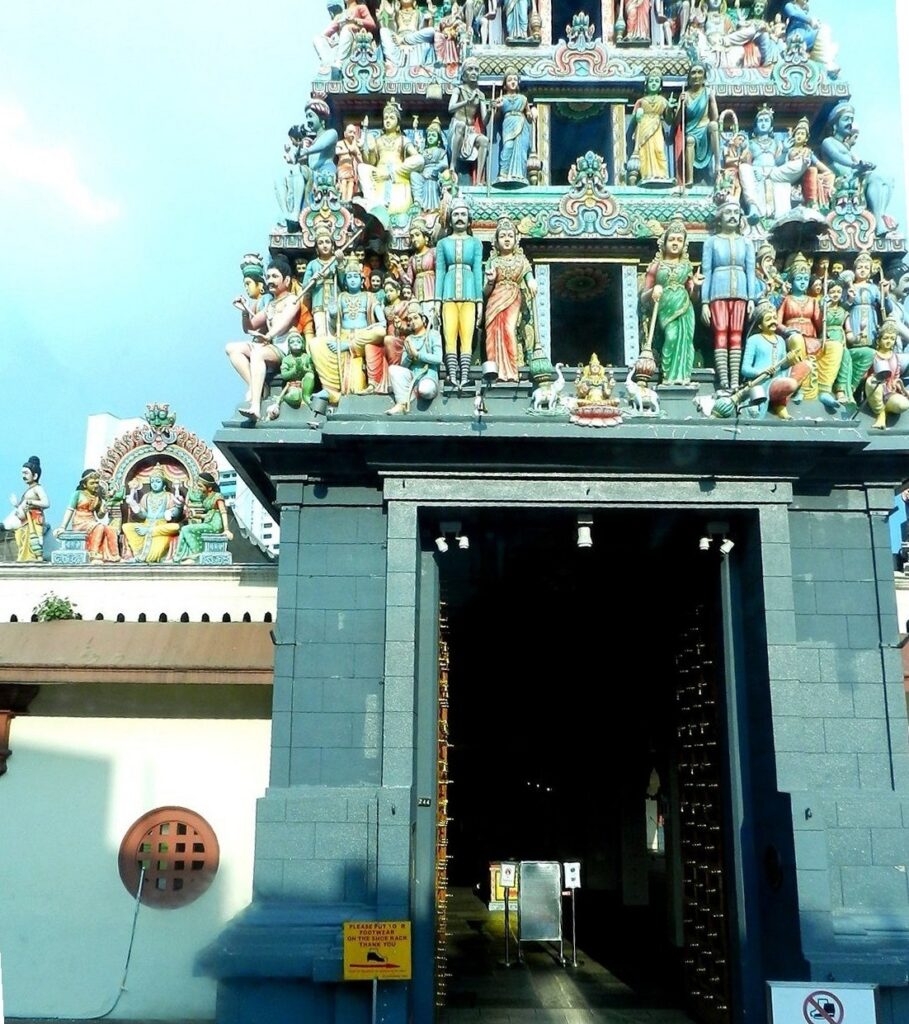 Il gopuram dello Sri Mariamman Temple